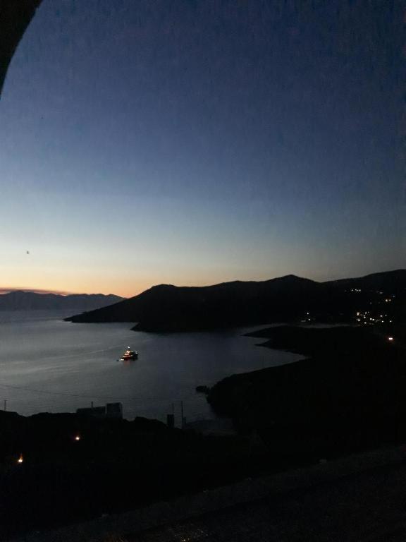 Andros Eco Home ελάχιστη διαμονή 5 βράδια Γαύριο Εξωτερικό φωτογραφία